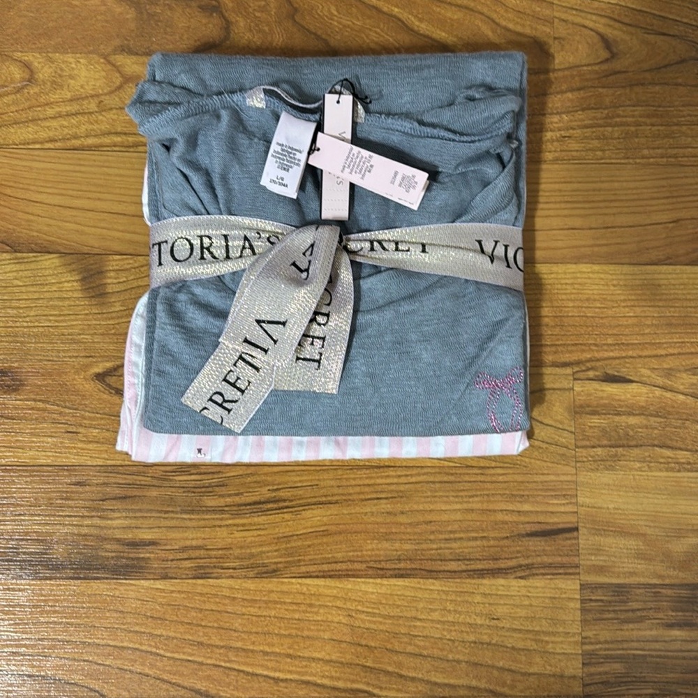 Victoria's Secret Gray Pajama Set